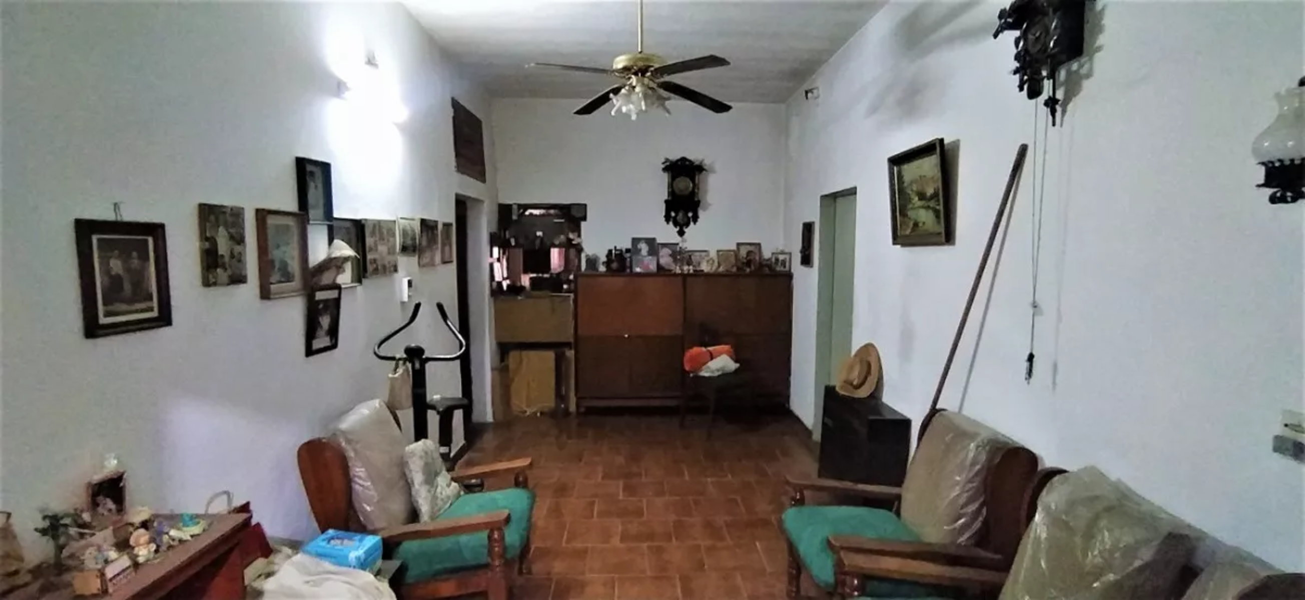 Venta Moron Casa 4 ambientes con garage lote propio — foto 4