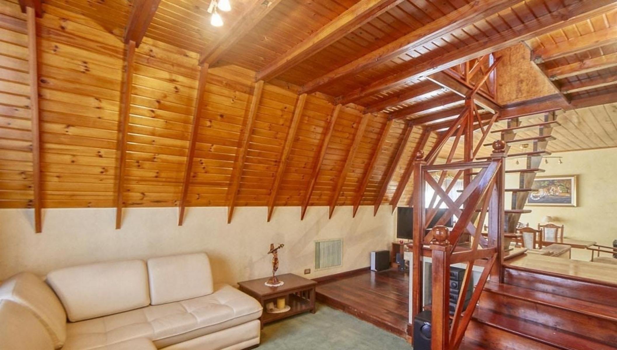 Casa 6 ambientes con fondo y piscina — foto 6