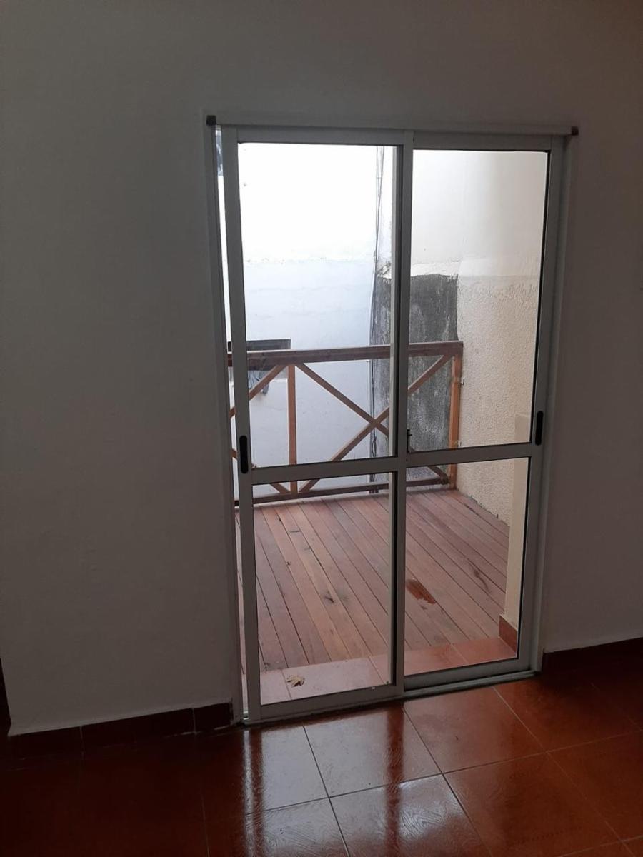 Alquiler Departamento monoambiente tipo casa 1 piso x escalera - 5