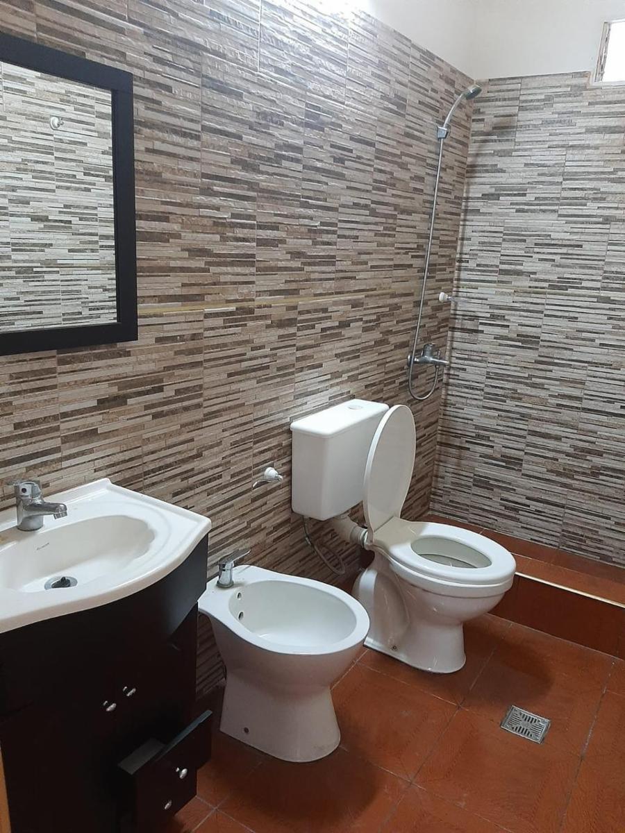 Alquiler Departamento monoambiente tipo casa 1 piso x escalera - 6