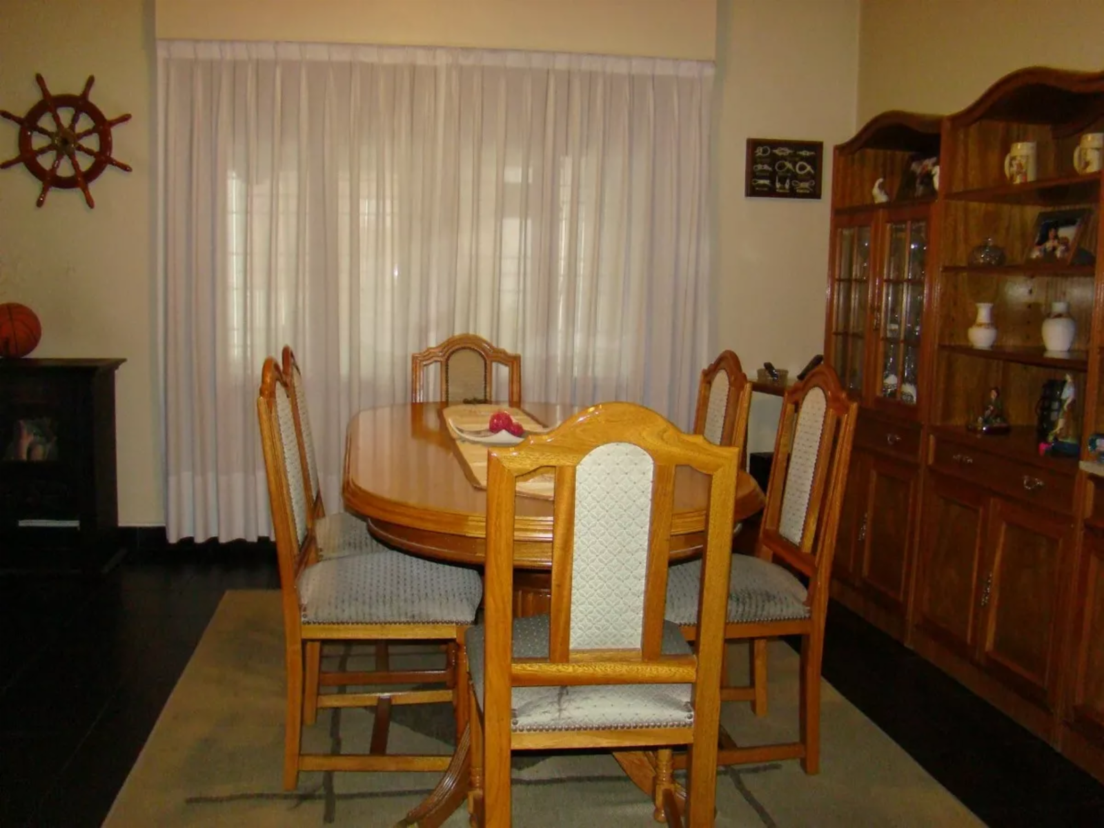 Venta Casa 4 ambientes con fondo y piscina Lomas del MIrador — foto 2