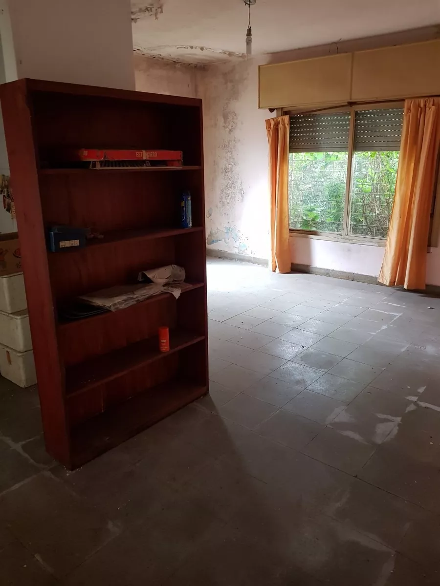 Venta PH 2 ambientes tipo casa Moron - 6