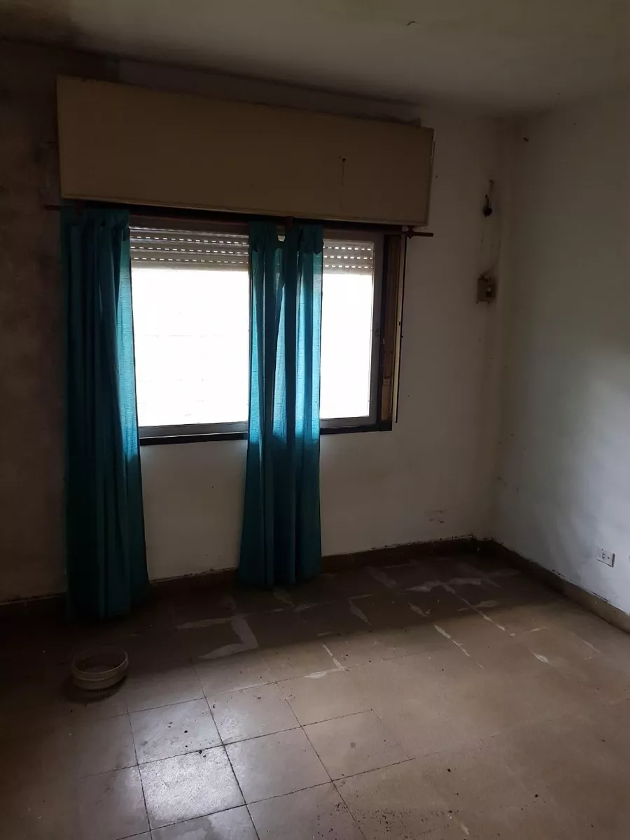Venta PH 2 ambientes tipo casa Moron - 8