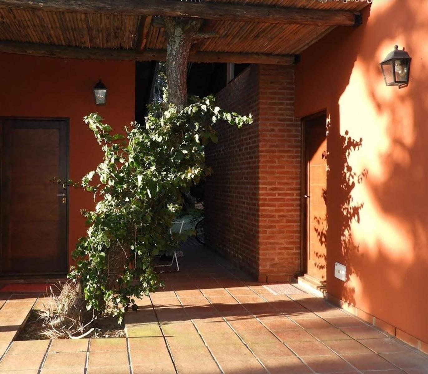 ALQUILER TEMPORARIO - CASA 3 AMBIENTES CON JARDIN Y COCHERA -COSTA DEL ESTE — foto 6