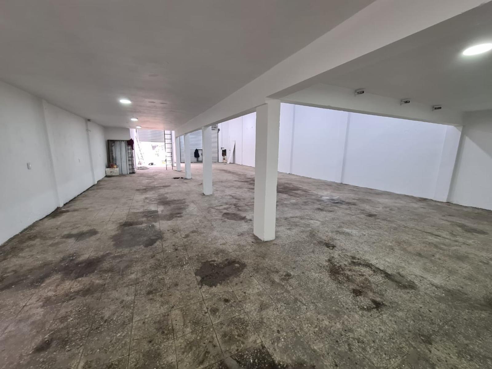 GALPON DE 10 X 28.5 CON PATIO - SAN JUSTO — foto 10