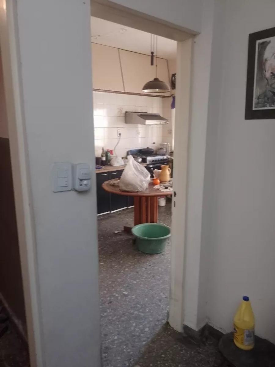 CASA 4 AMBIENTES CON FONDO,TERRAZA Y COCHERA - EL PALOMAR — foto 6