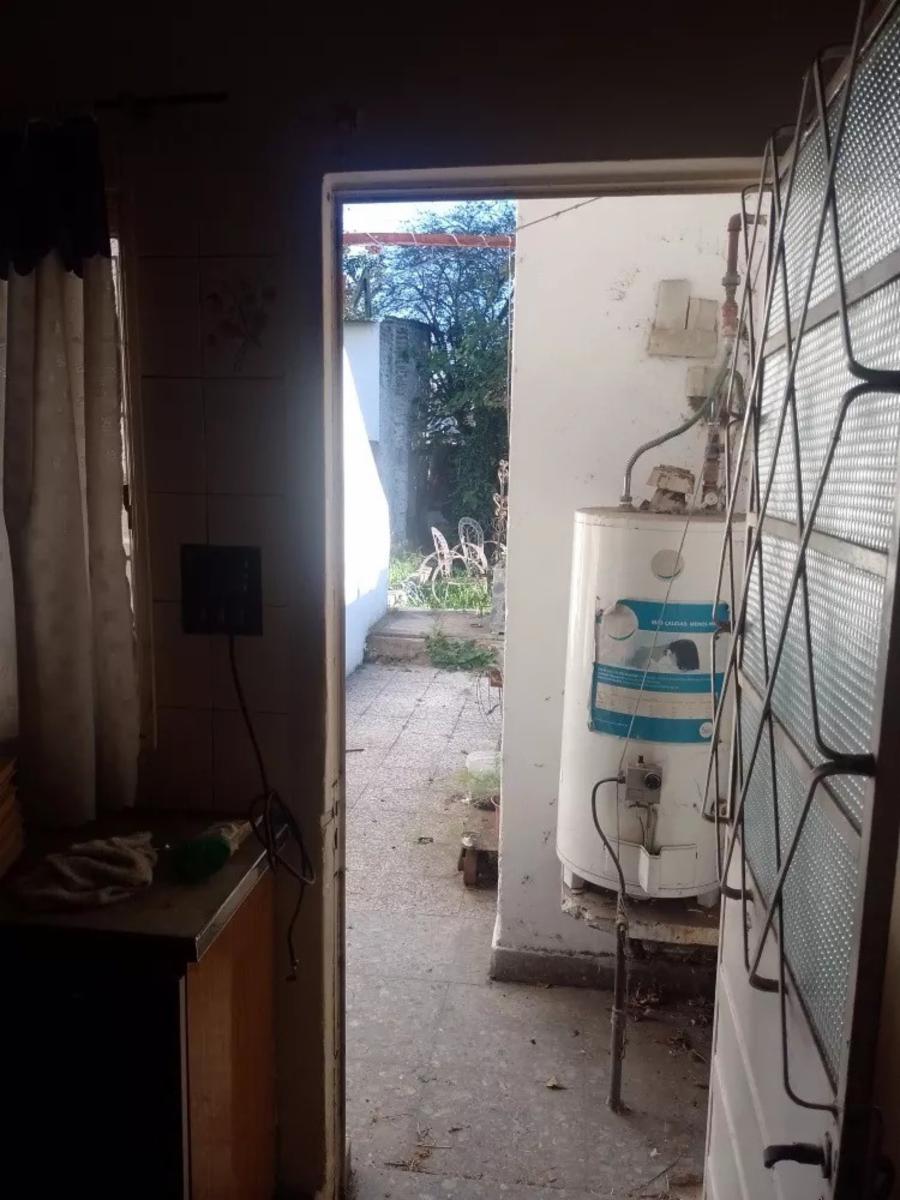 CASA 4 AMBIENTES CON FONDO,TERRAZA Y COCHERA - EL PALOMAR — foto 15