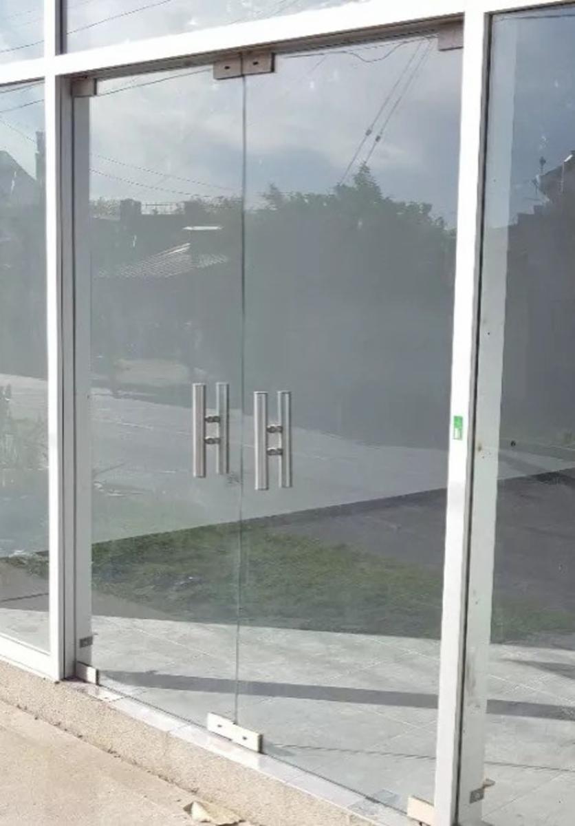 ALQUILER LOCAL COMERCIAL - ITUZAINGO - 2
