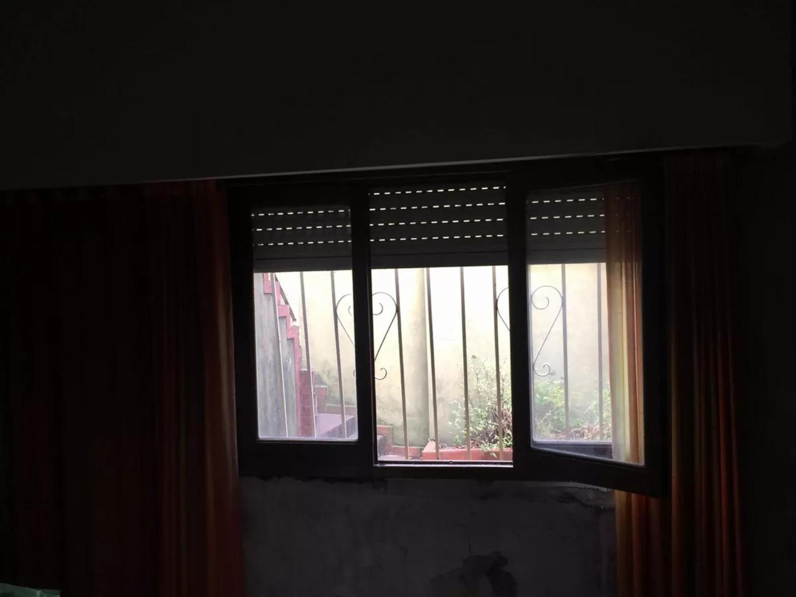 CASA 3 AMBIENTES A REFRACCIONAR SOBRE LOTE PROPIO - LOMAS DE MIRADOR — foto 5