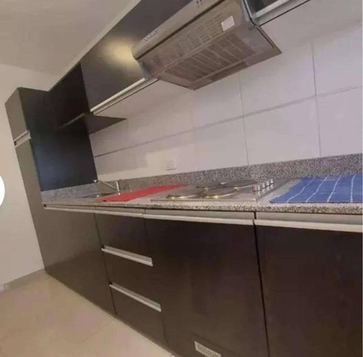 Departamento 2 ambientes de categoria con pileta y balcon Moron — foto 12