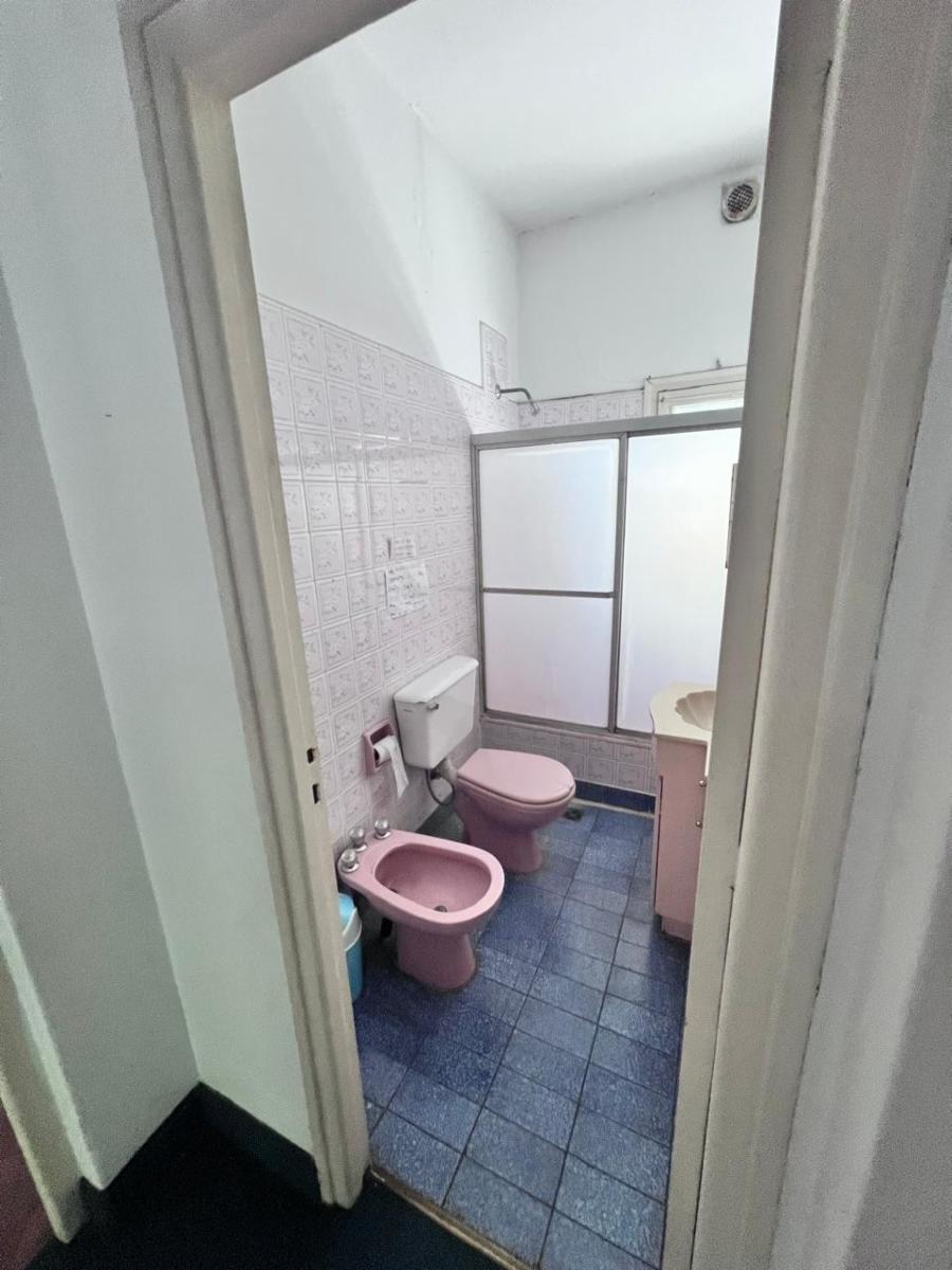Alquiler 2 Locales y Casa comercial de 5 ambientes Ramos Mejia - 11