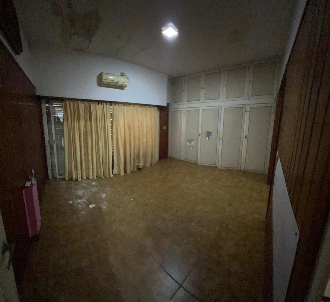 Alquiler 2 Locales y Casa comercial de 5 ambientes Ramos Mejia - 12
