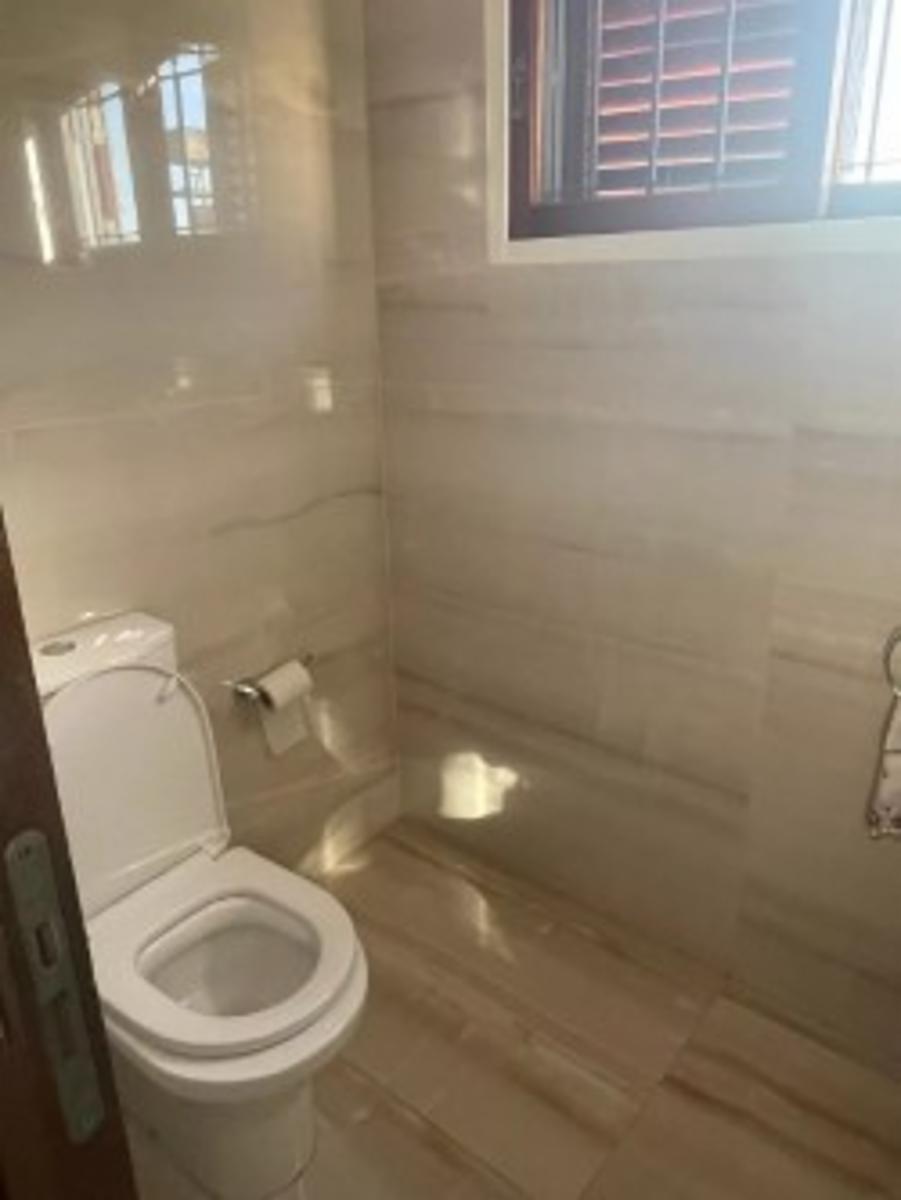 CASA 6 AMBIENTES CON PILETA CLIMATIZADA Y COCHERA RAMOS MEJIA — foto 3