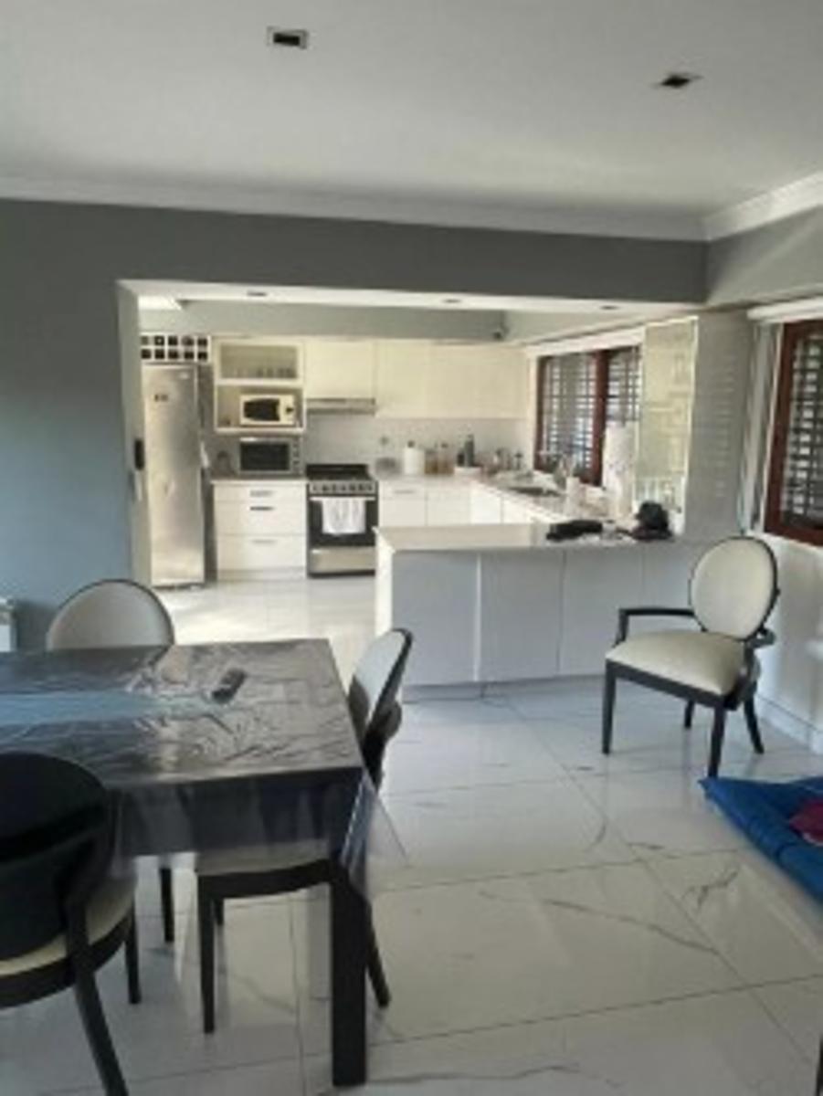 CASA 6 AMBIENTES CON PILETA CLIMATIZADA Y COCHERA RAMOS MEJIA — foto 12