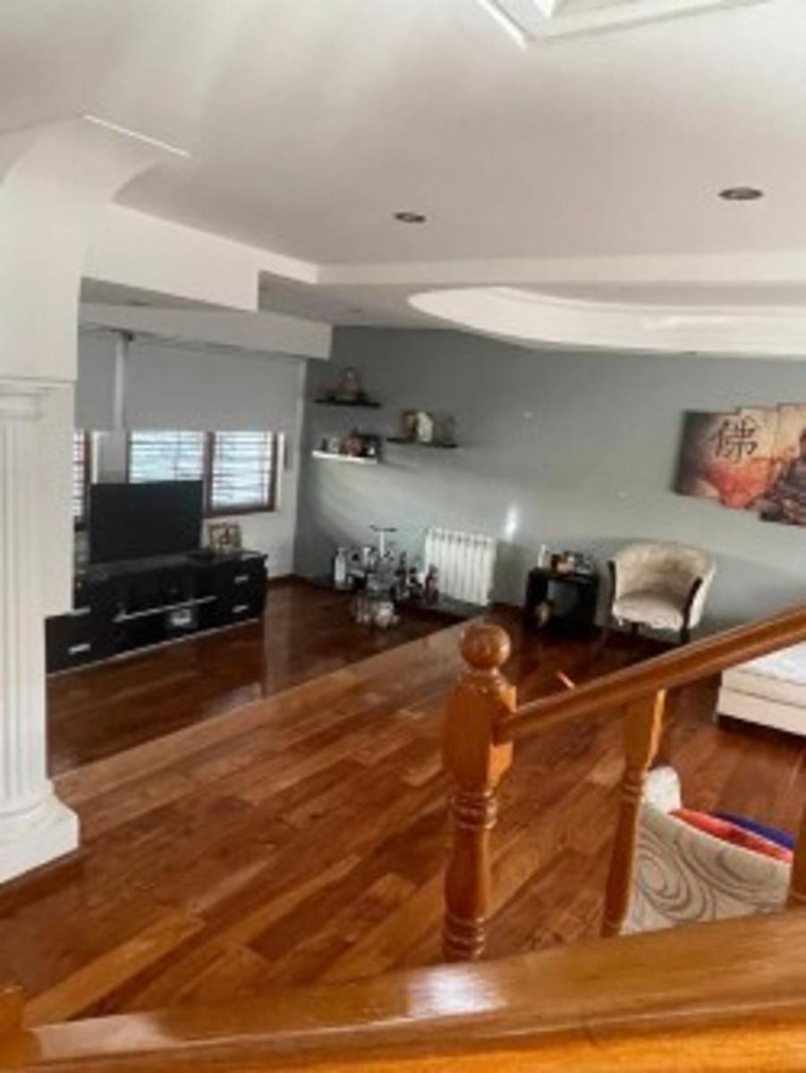 CASA 6 AMBIENTES CON PILETA CLIMATIZADA Y COCHERA RAMOS MEJIA — foto 13