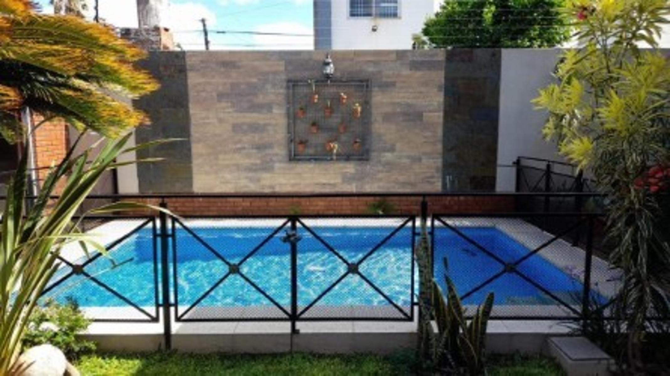 VENTA CASA 5 AMBIENTES CON PILETA PARQUE Y COCHERA — foto 5