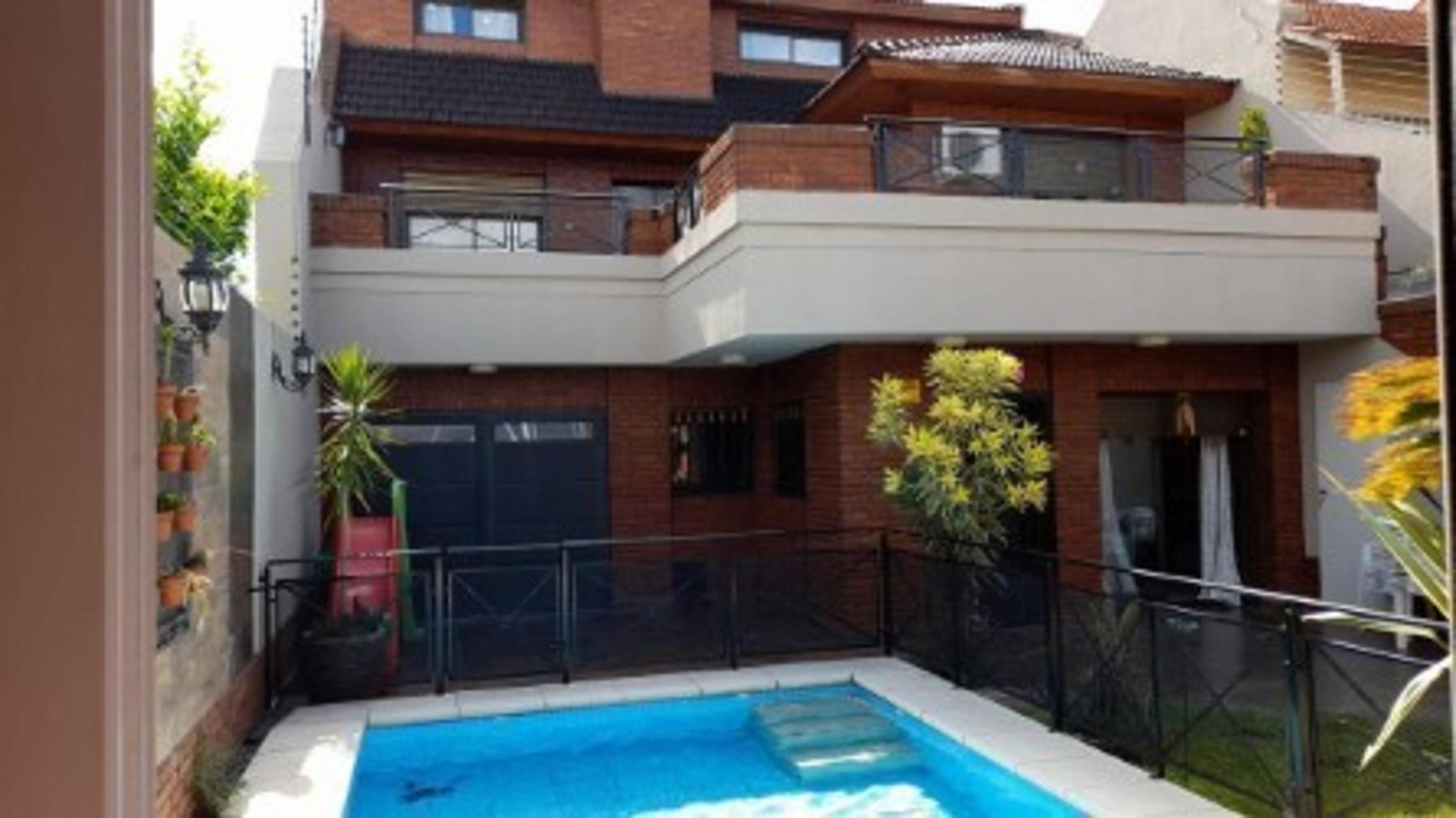 VENTA CASA 5 AMBIENTES CON PILETA PARQUE Y COCHERA — foto 6