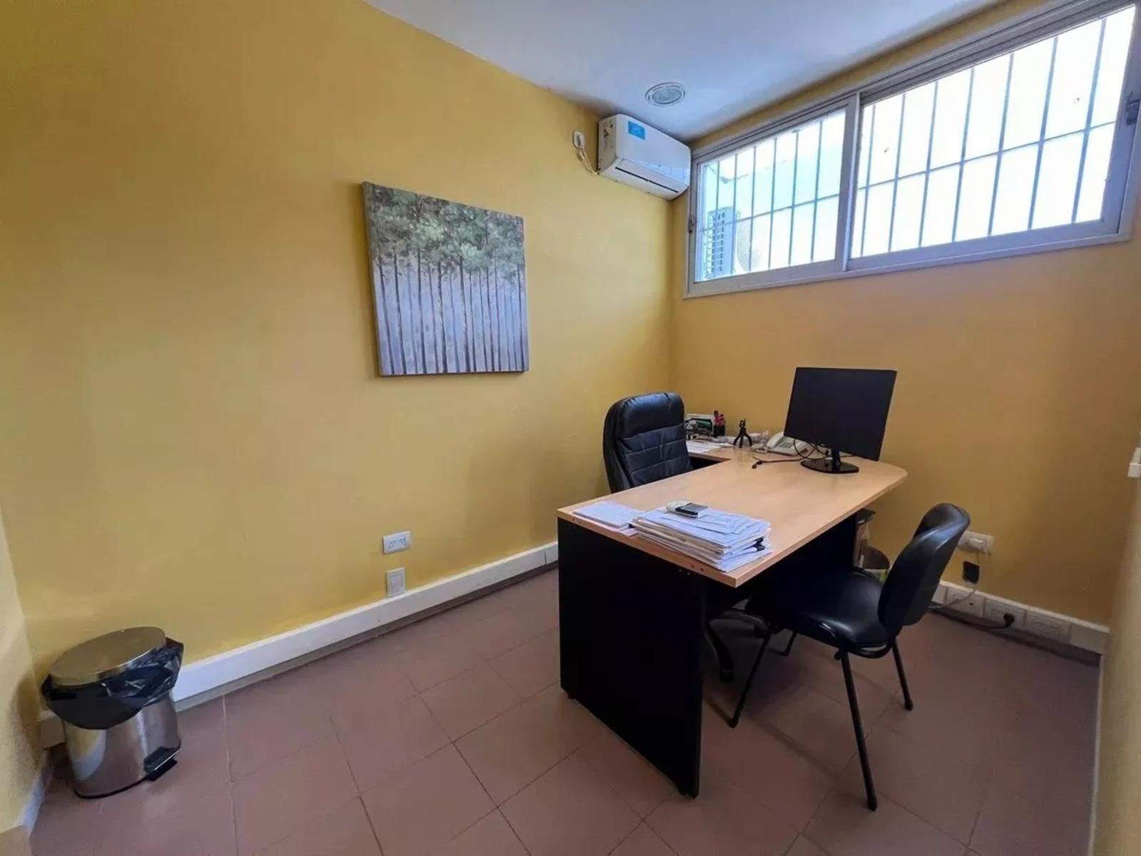 VENTA GALPON COMERCIAL CON DEPOSITO Y OFICINA - CASTELAR — foto 5