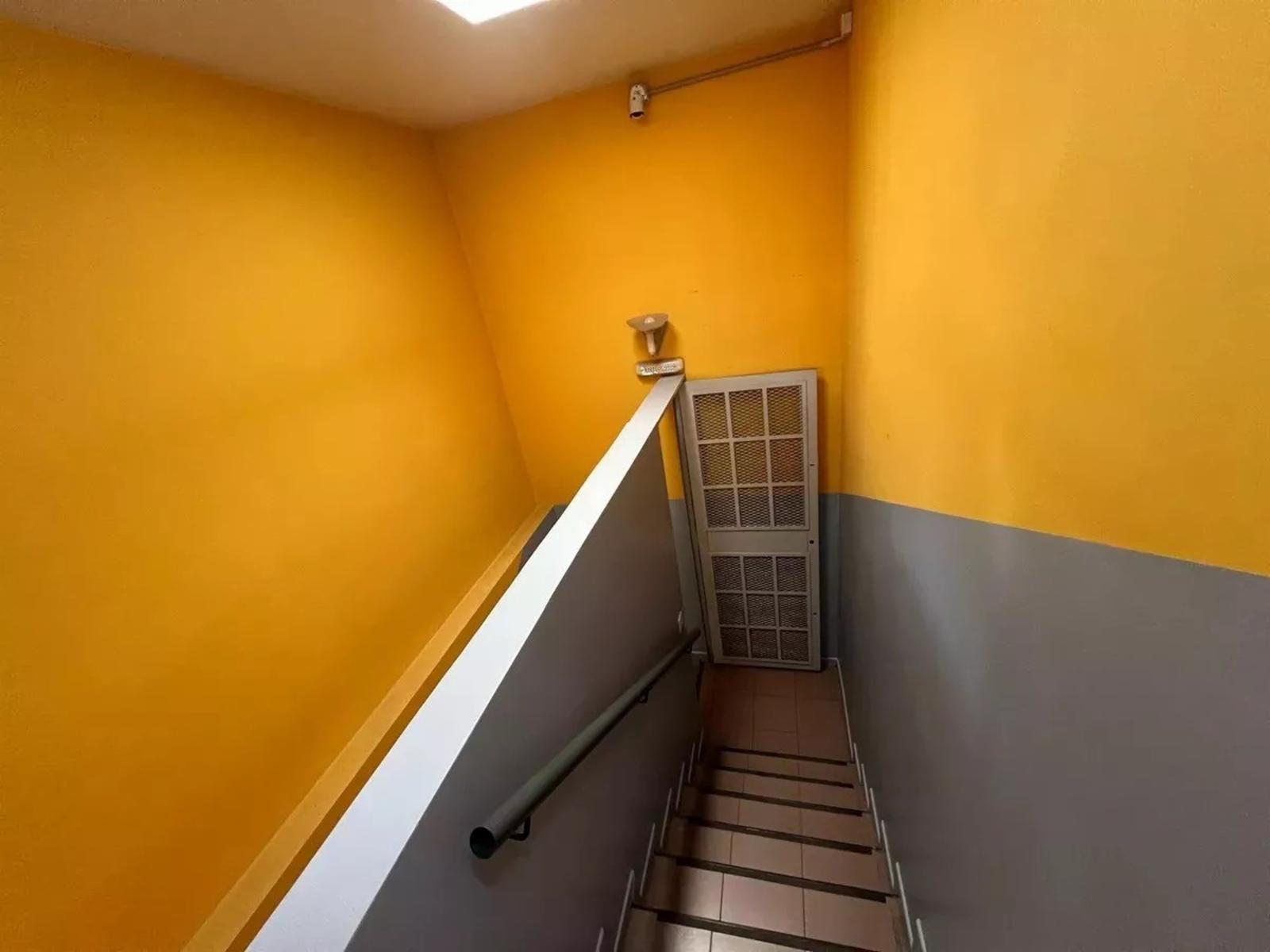 VENTA GALPON COMERCIAL CON DEPOSITO Y OFICINA - CASTELAR — foto 14