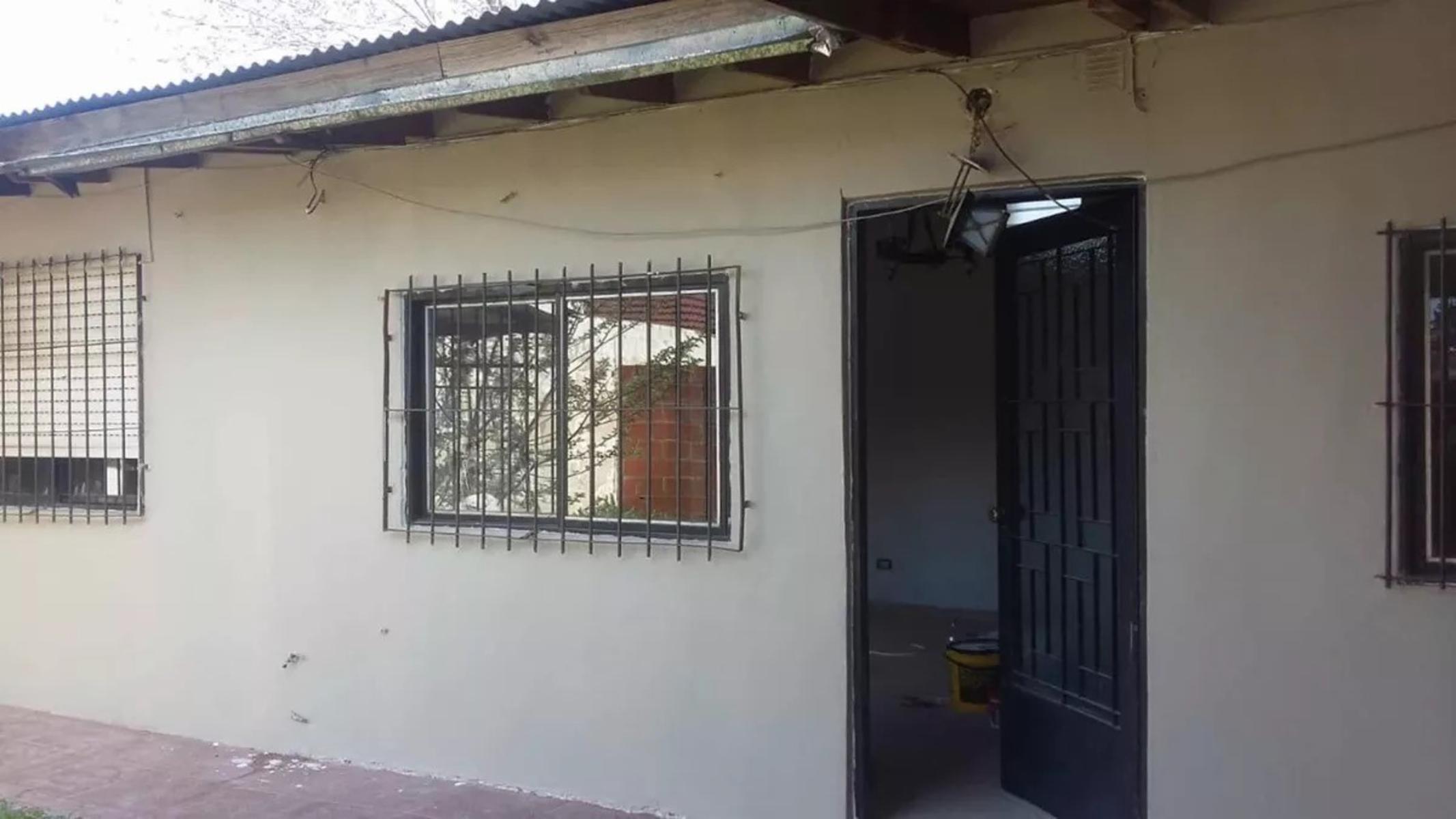 VENTA DOS CASAS IDEAL DOS FAMILIAS/CONSTRUCTOR - ITUZAINGO — foto 15