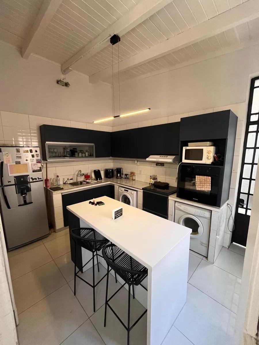 VENTA PH 4 AMBIENTES AL FONDO CON PATIO - MORON