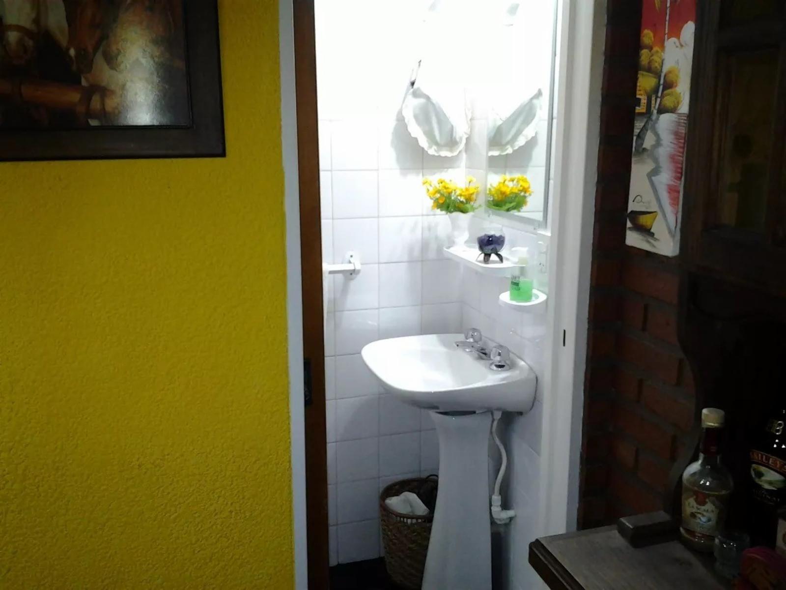 VENTA DUPLEX 3 AMBIENTES CON PATIO Y COCHERA LOMAS DEL MIRADOR - 11