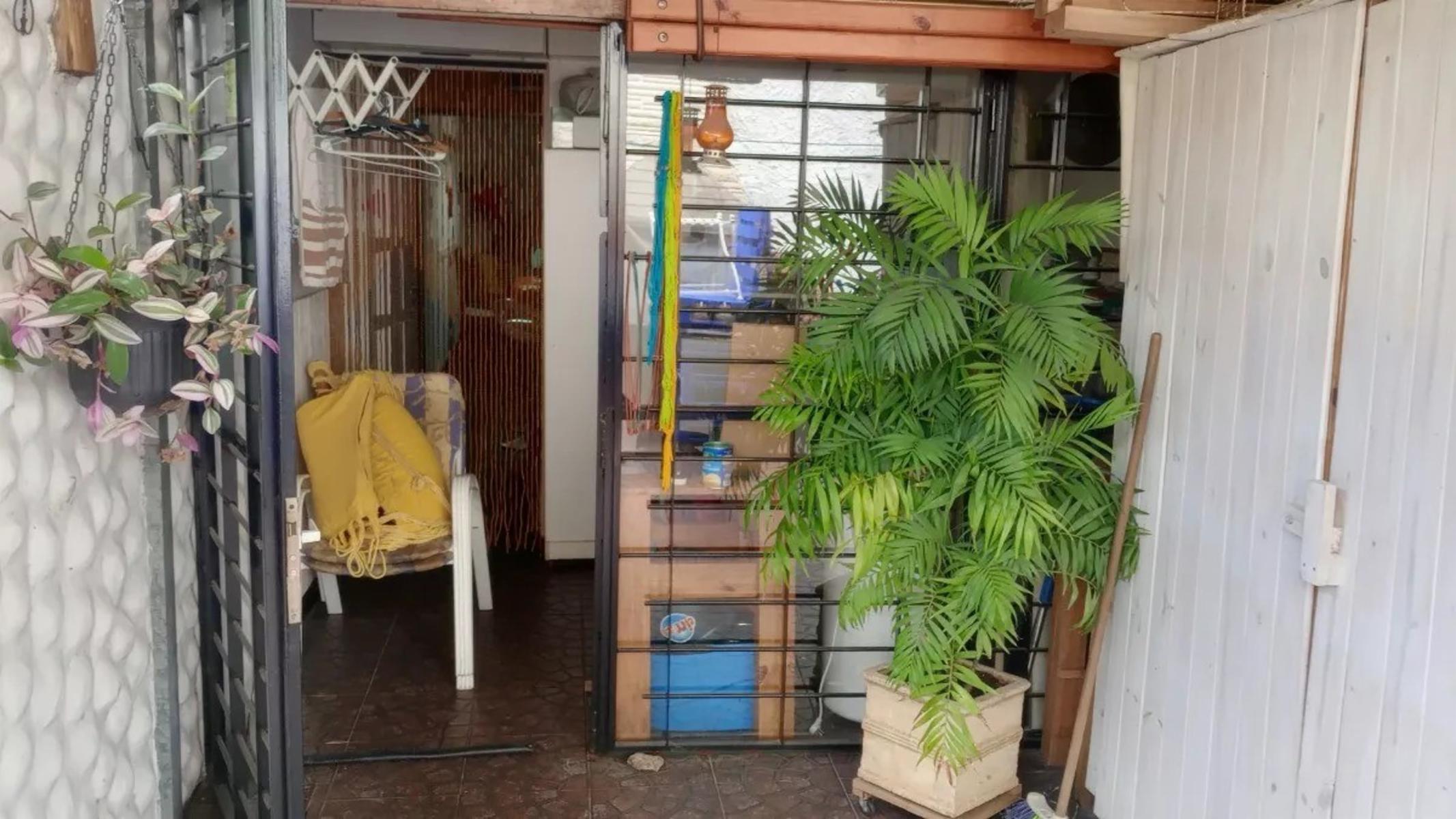 VENTA DUPLEX 3 AMBIENTES CON PATIO Y COCHERA LOMAS DEL MIRADOR - 15