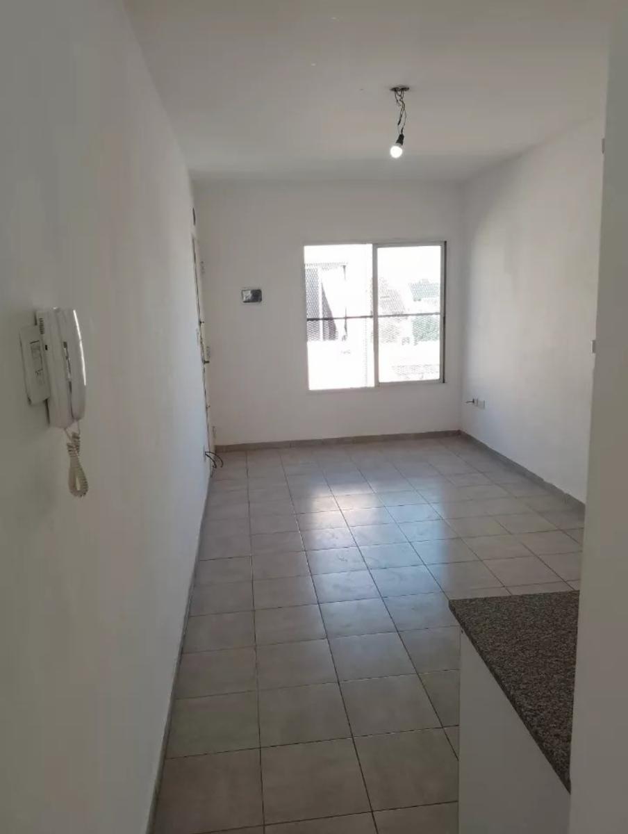 VENTA DEPARTAMENTO 2 AMBIENTES CON BALCON - RAMOS MEJIA — foto 4