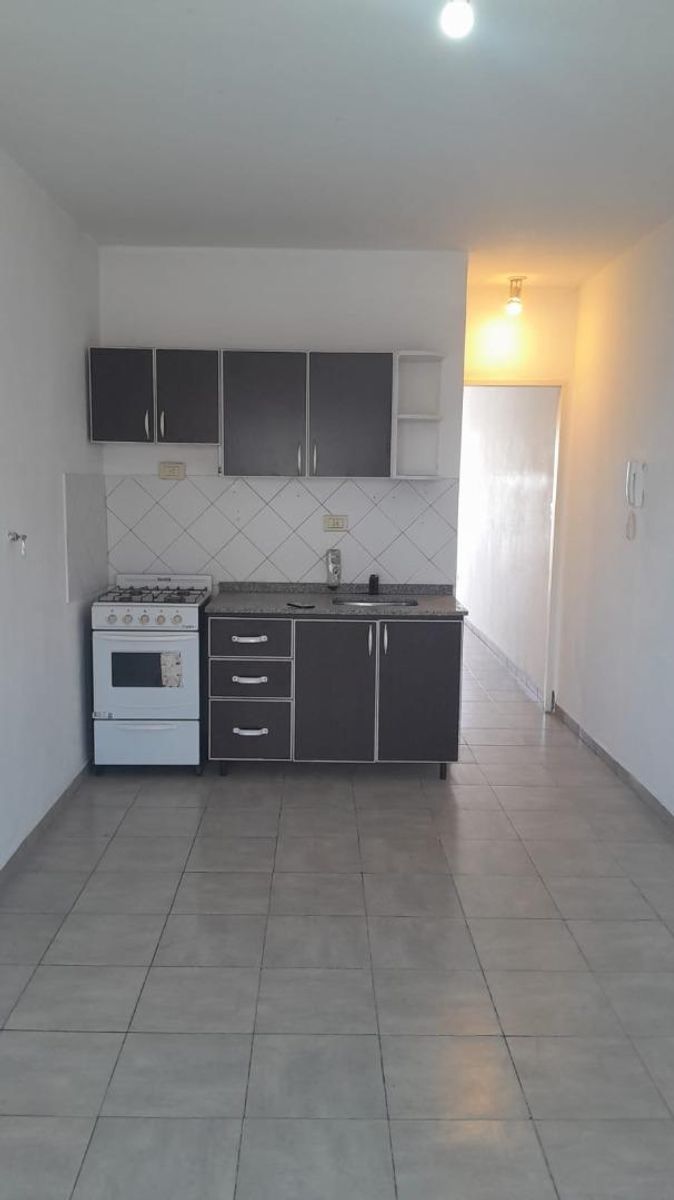 VENTA DEPARTAMENTO 2 AMBIENTES CON BALCON - RAMOS MEJIA — foto 14