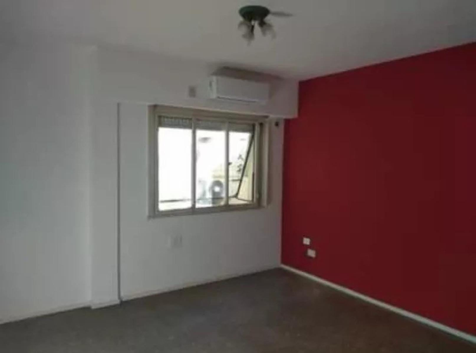 VENTA DEPARTAMENTO 2 AMBIENTES LATERAL APTO PROFESIONAL - CIUDADELA