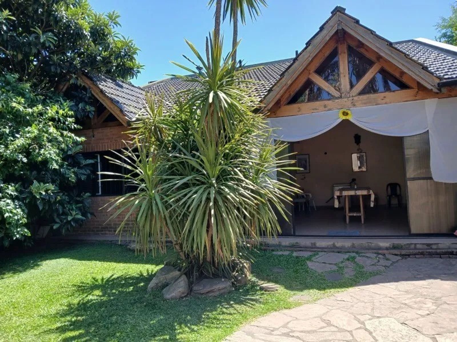 VENTA CHALET 4 AMBIENTES QUINCHO, PILETA Y COCHERA EL PALOMAR — foto 3