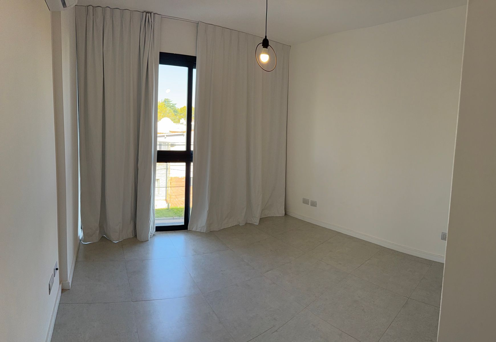 ALQUILER DEPARTAMENTO 2 AMBIENTES COCHERA VILANOVA HAEDO - 23