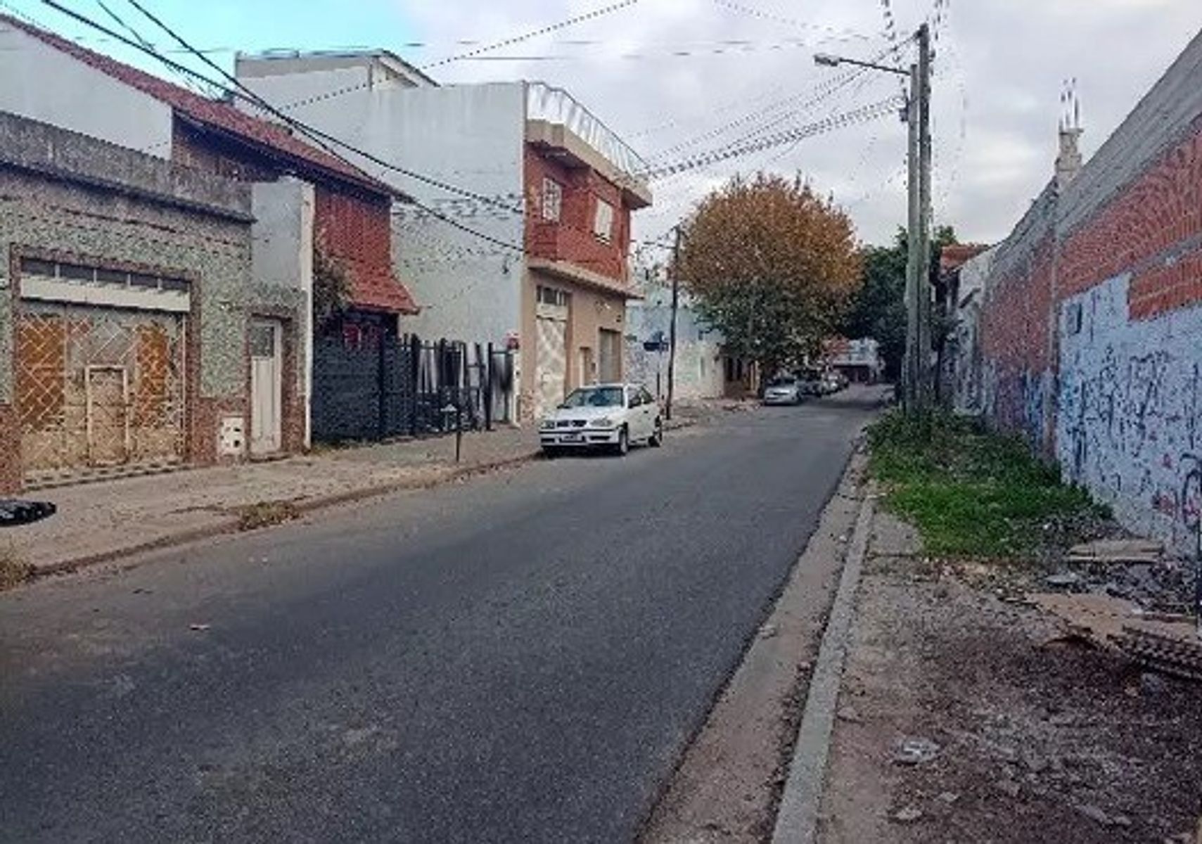 VENTA LOTE, GALPON A TERMINAR — foto 4