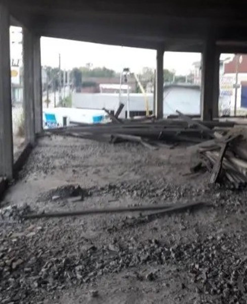 VENTA LOCAL COMERCIAL A TERMINAR VILLA LUZURIAGA — foto 6