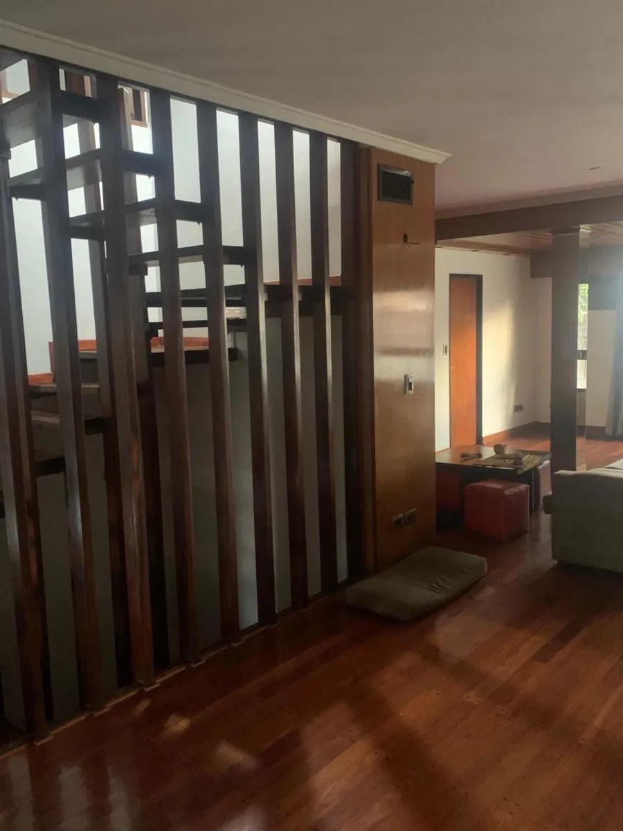 Venta chalet 5 ambientes en dos plantasLomas de mirador — foto 8