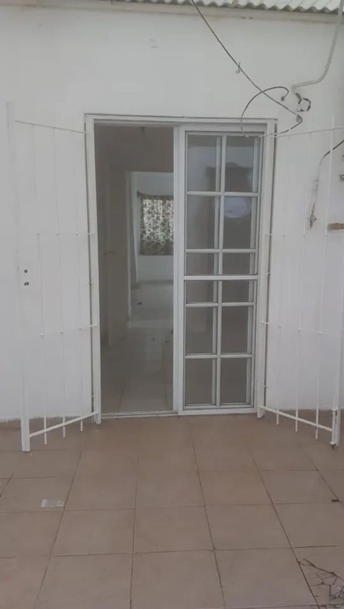 VENTA DEPARTAMENTO 2 AMBIENTES PLANTA BAJA CON PATIOCIUDADELA — foto 3
