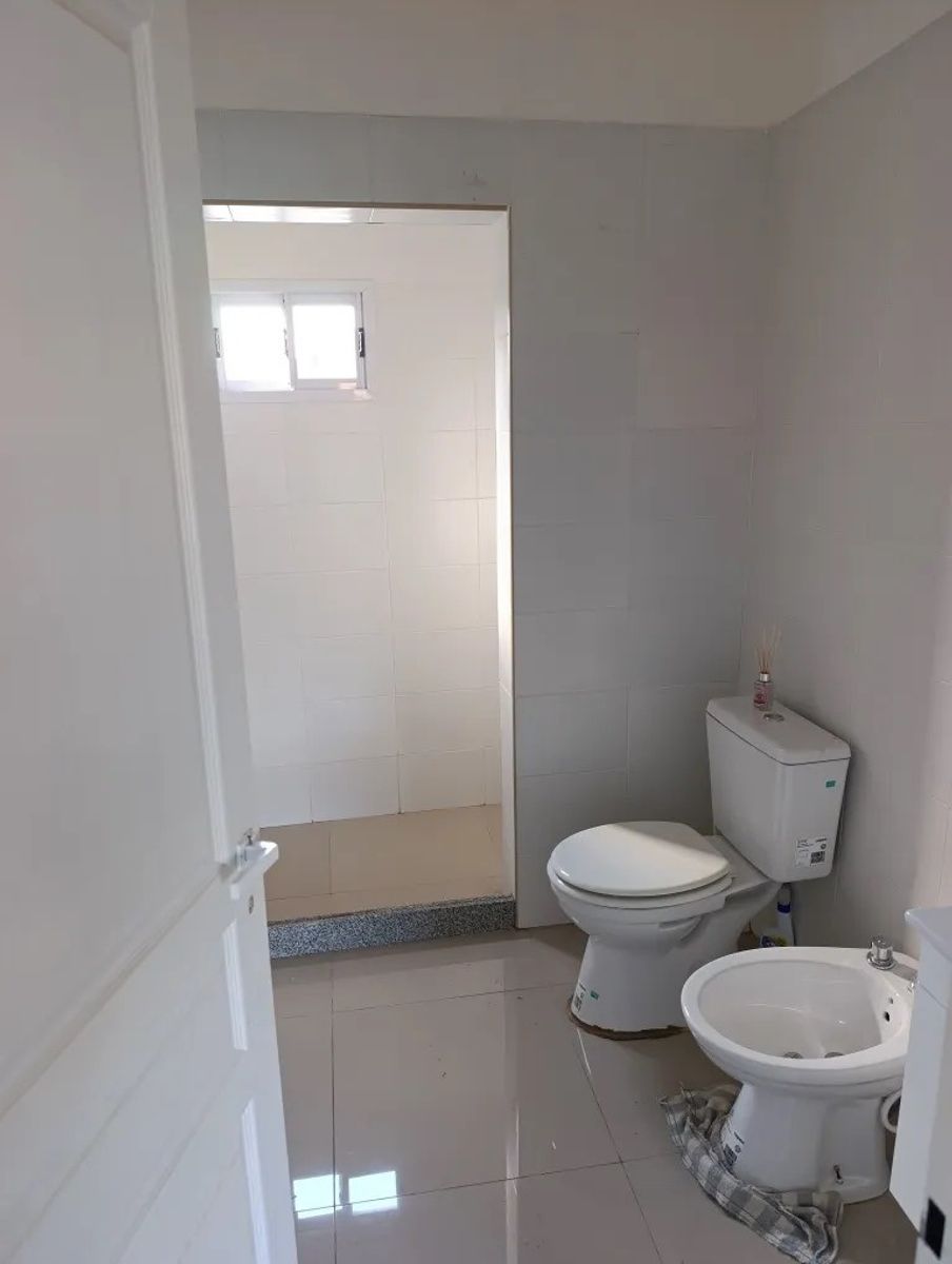 VENTA DEPARTAMENTO 4 AMBIENTES CON PATIO Y TERRAZA — foto 8
