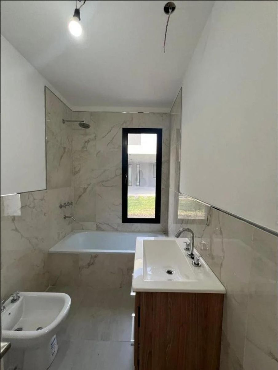Venta Casa Prados del Oeste Moreno — foto 9