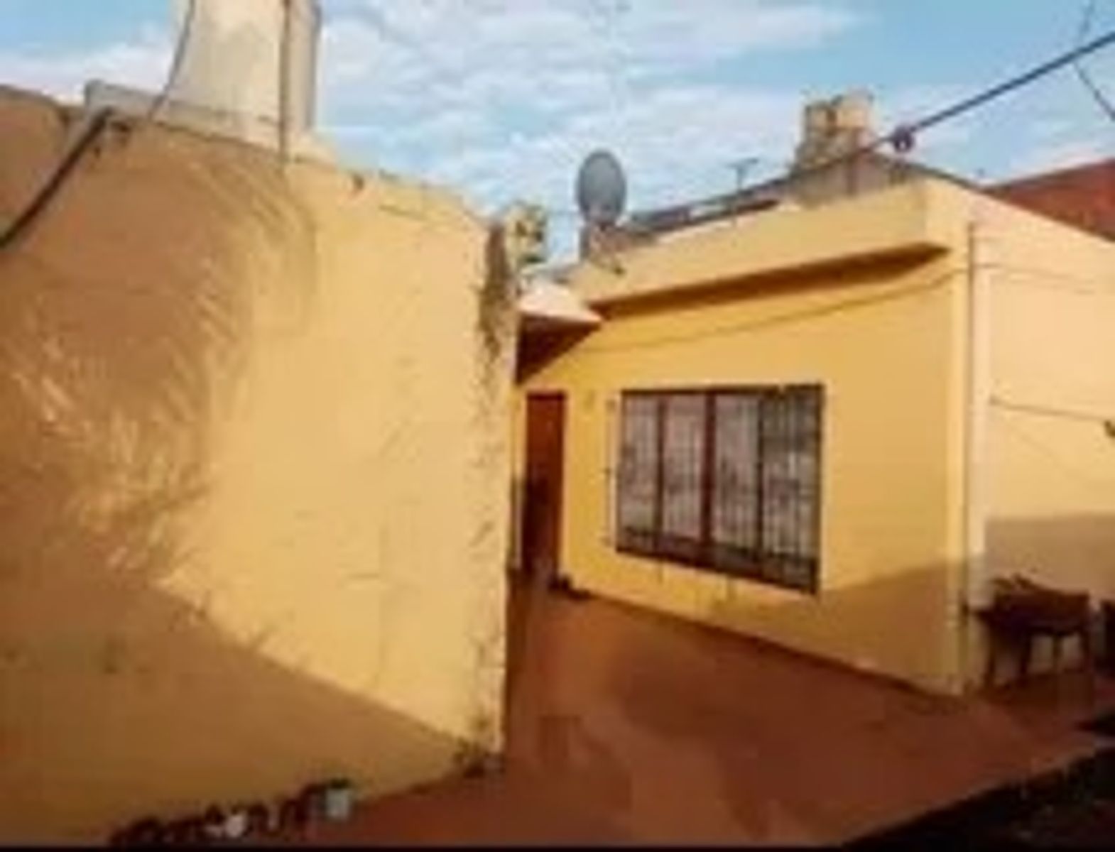 Venta - ph 4 ambientes al fondo con cochera San justo