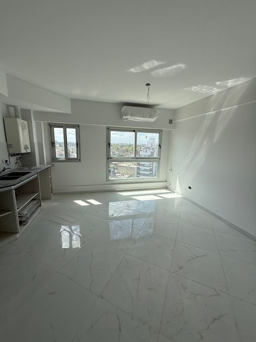 DEPARTAMENTO A ESTRENAR DE DOS AMBIENTES DE CATEGORIA Y CON COCHERA — foto 9