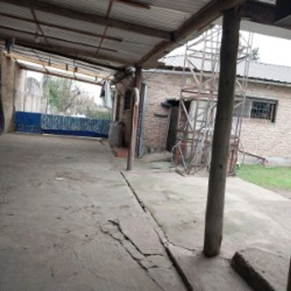 VENTA - CASA 5 AMBIENTES MORENO — foto 10