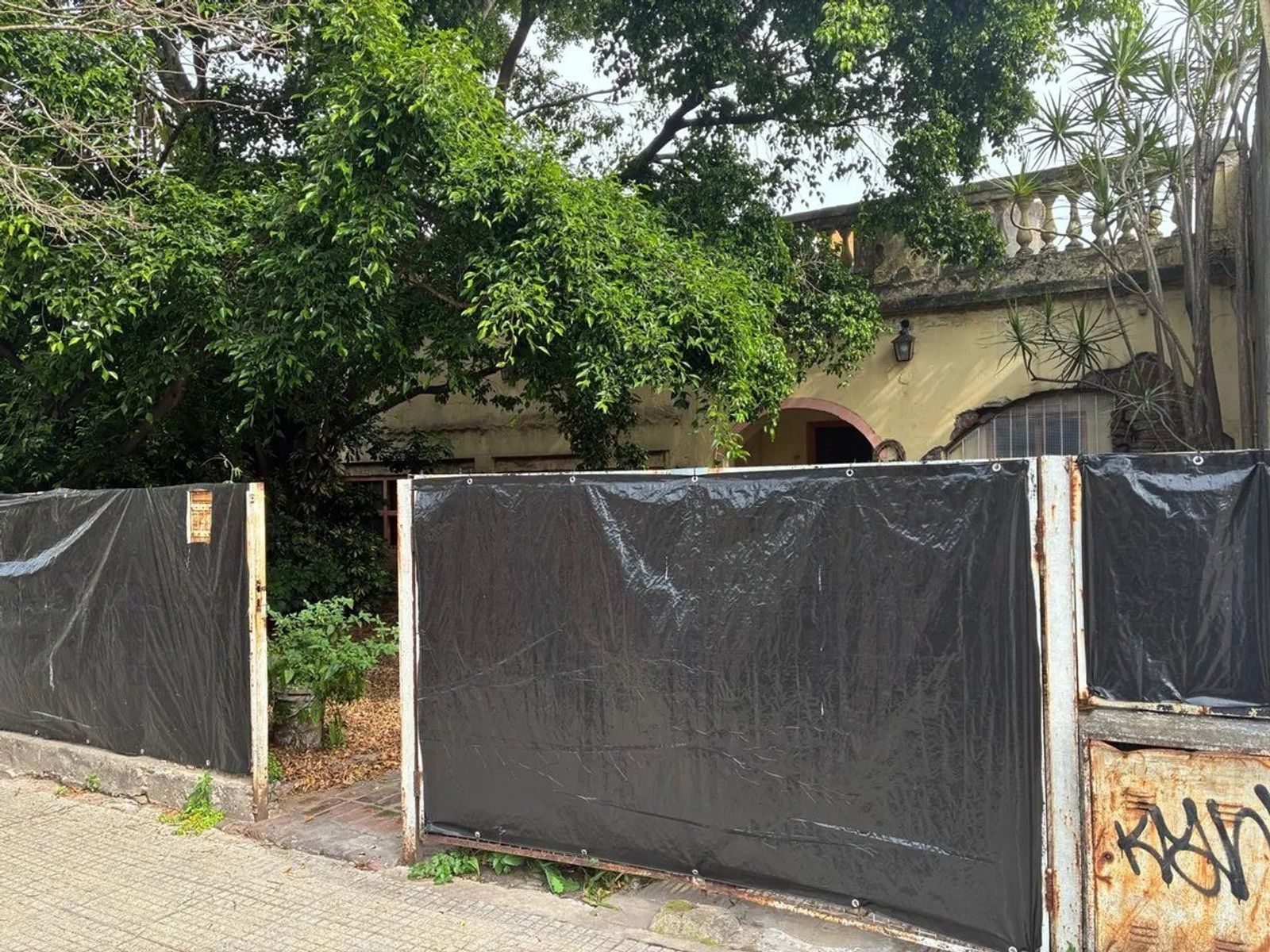 VENTA CASA ANTIGUA A REMODELAR TERRENO LOTE RAMOS MEJIA — foto 3