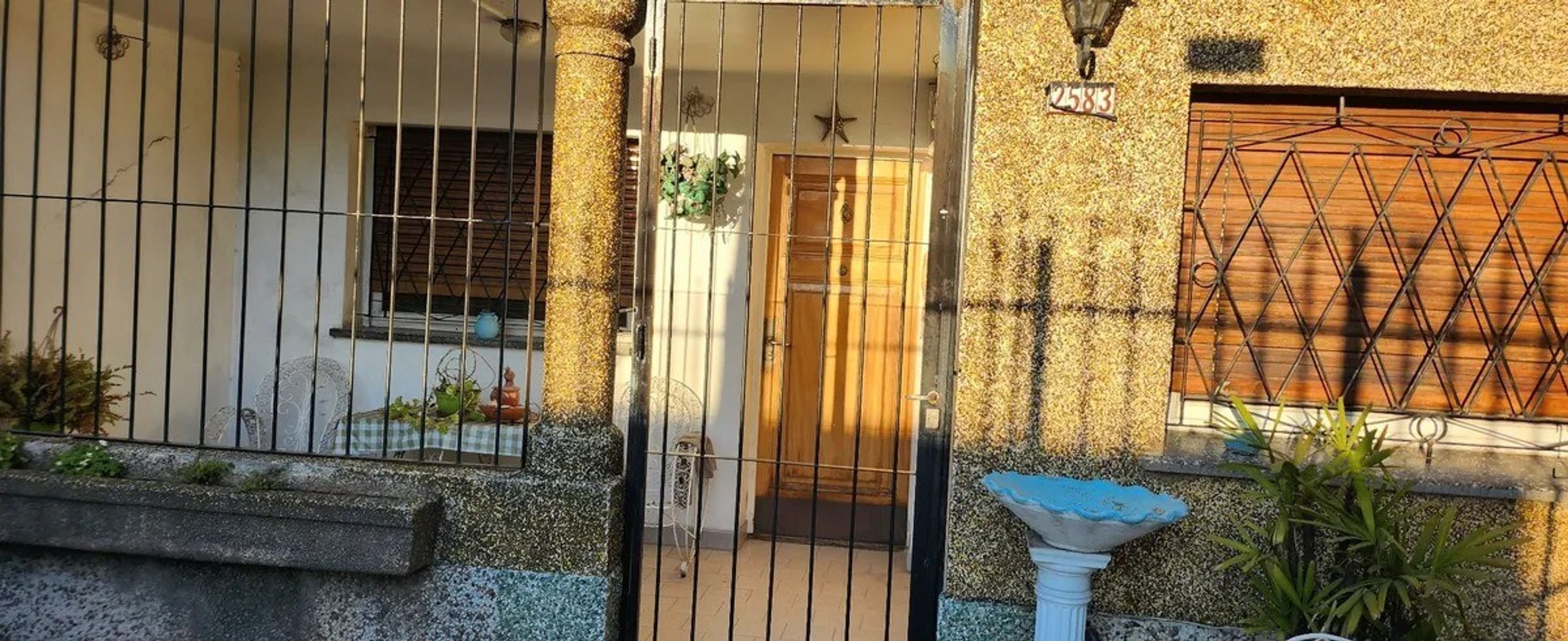 VENTA - CASA 4 AMBIENTES CON JARDIN, COCHERA Y TERRAZA SAN JUSTO — foto 4