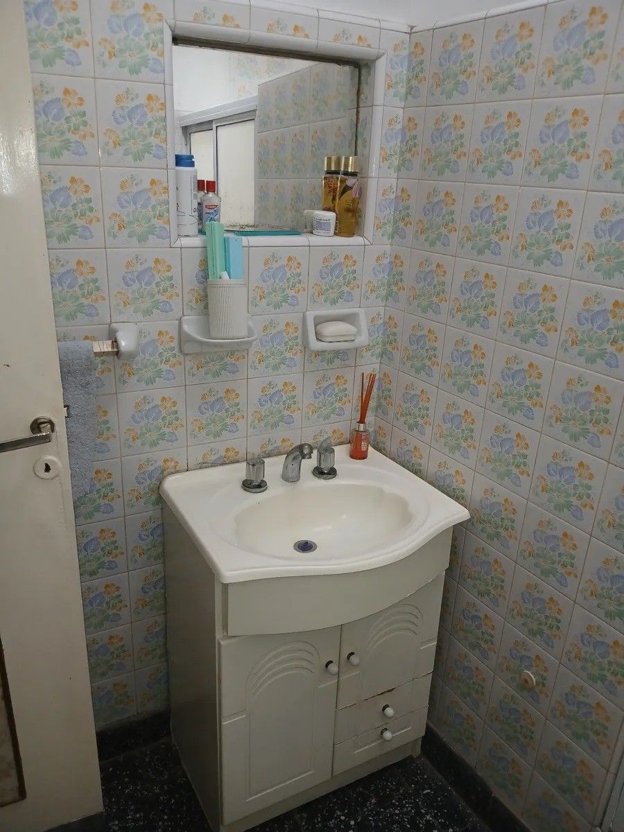 VENTA - CASA 3 AMBIENTES CON DOS COCHERAS MORON — foto 12