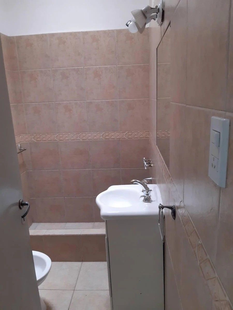 ALQUILER VILLA LUZURIAGA CASA 3 AMBIENTES CON COCHERA - 14