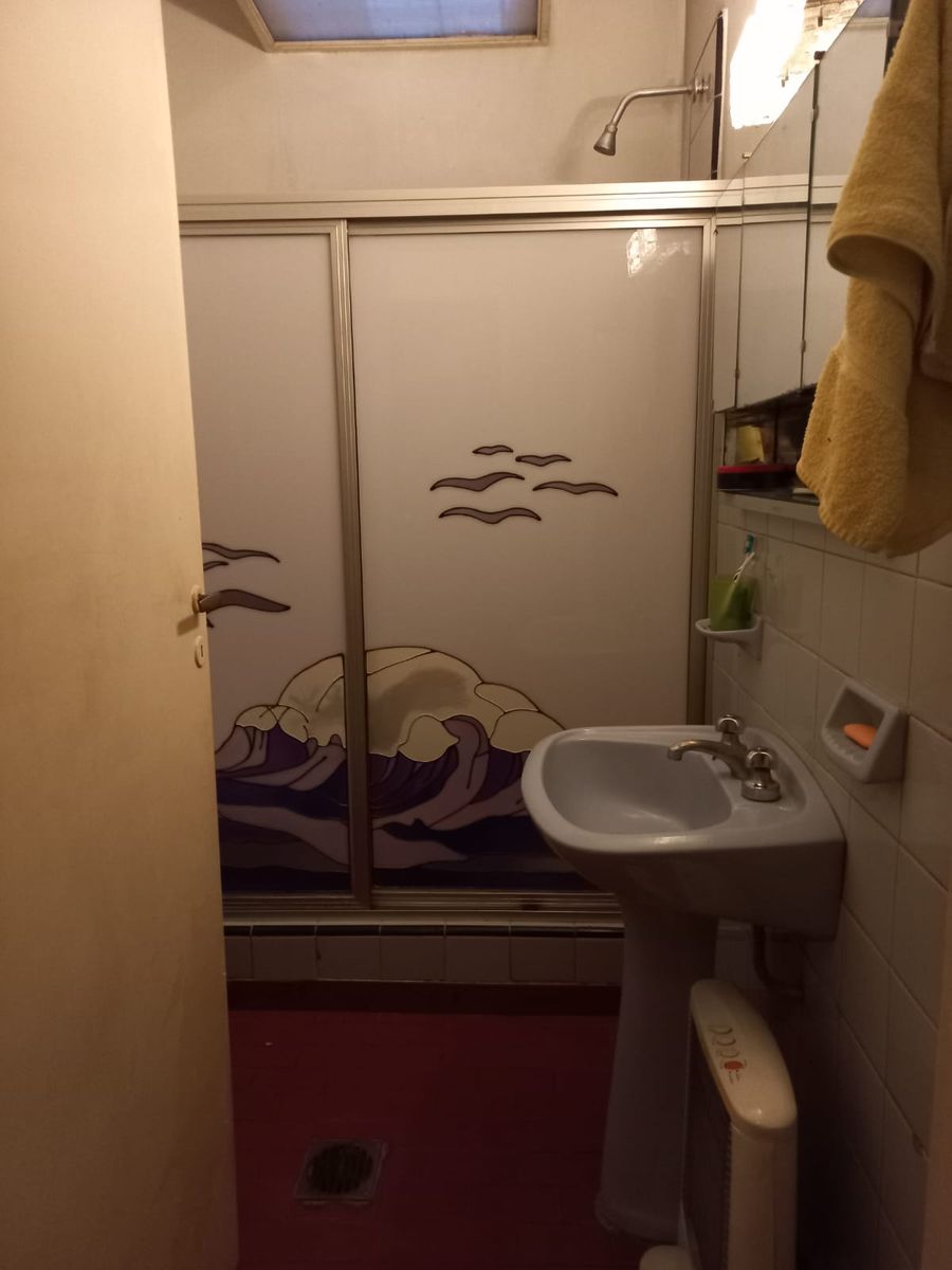 Venta - Casa 3 Ambientes con Jardin y Terraza Morón — foto 6
