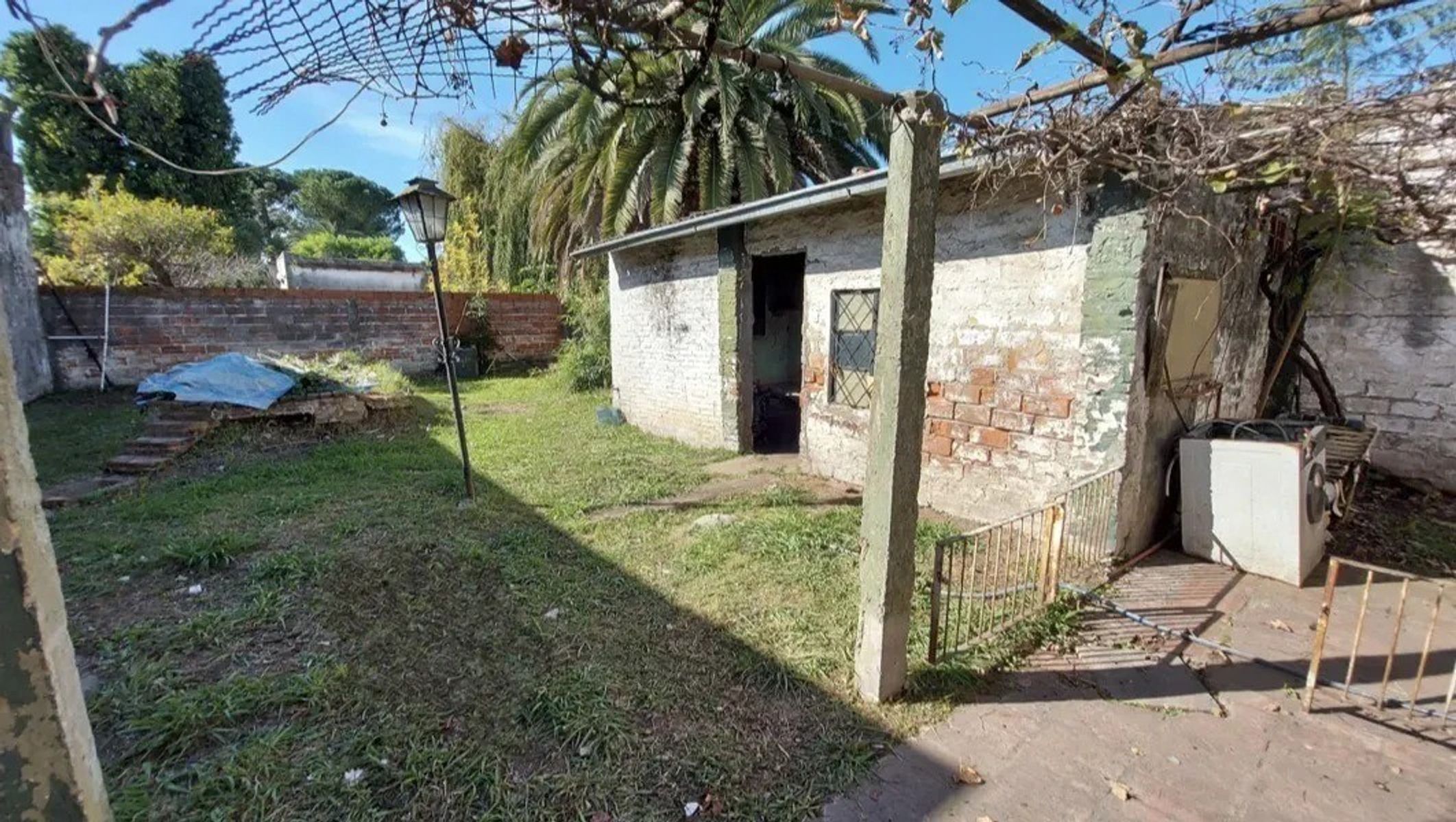 VENTA - CASA Y LOCAL MORON — foto 3