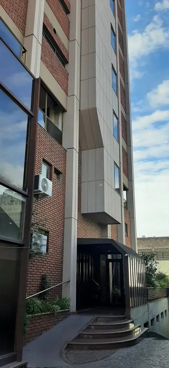 VENTA - DEPARTAMENTO SEMI PISO 4 AMBIENTES CON COCHERA SAN JUSTO — foto 5
