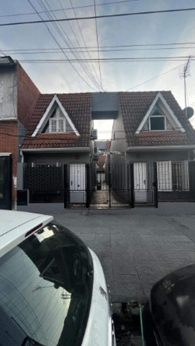 VENTA - DUPLEX 3 AMBIENTES MORON — foto 5