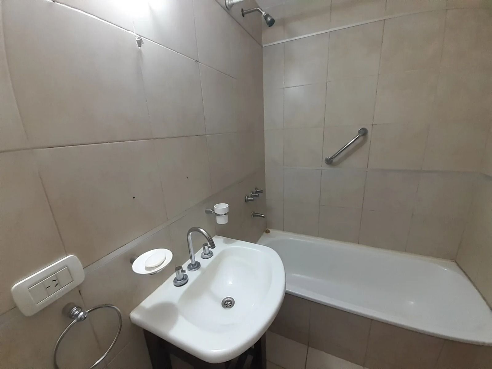 VENTA DEPARTAMENTO MONOAMBIENTE CON COCHERA CASTELAR — foto 12